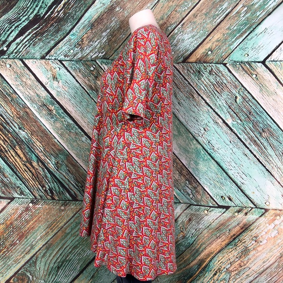 C2 - Lularoe| Perfect Tee - Med - Picture 3 of 6